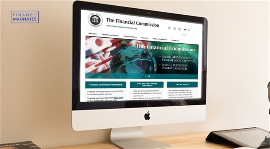 贵港港—南沙港内外贸集装箱同船运输业务启动